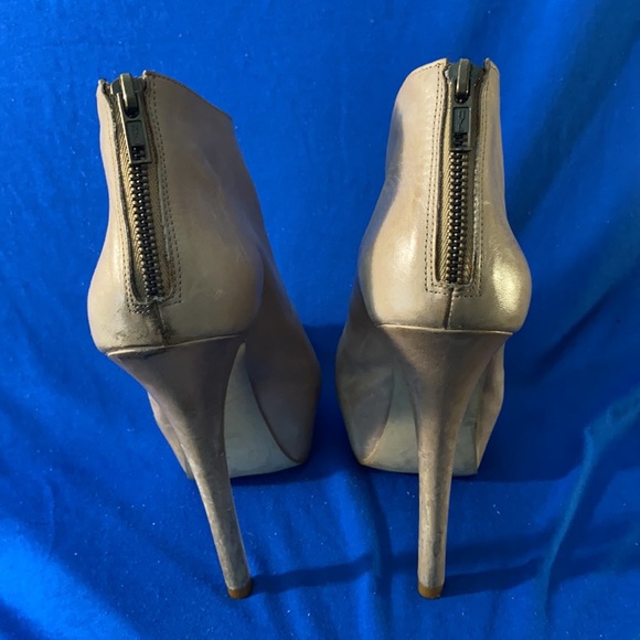 Steven madden booties leather upper - Picture 2 of 4